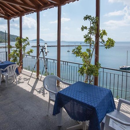 Orfanos Loutraki Rooms Luaran gambar