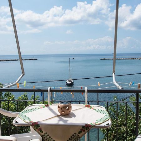 Orfanos Loutraki Rooms Luaran gambar