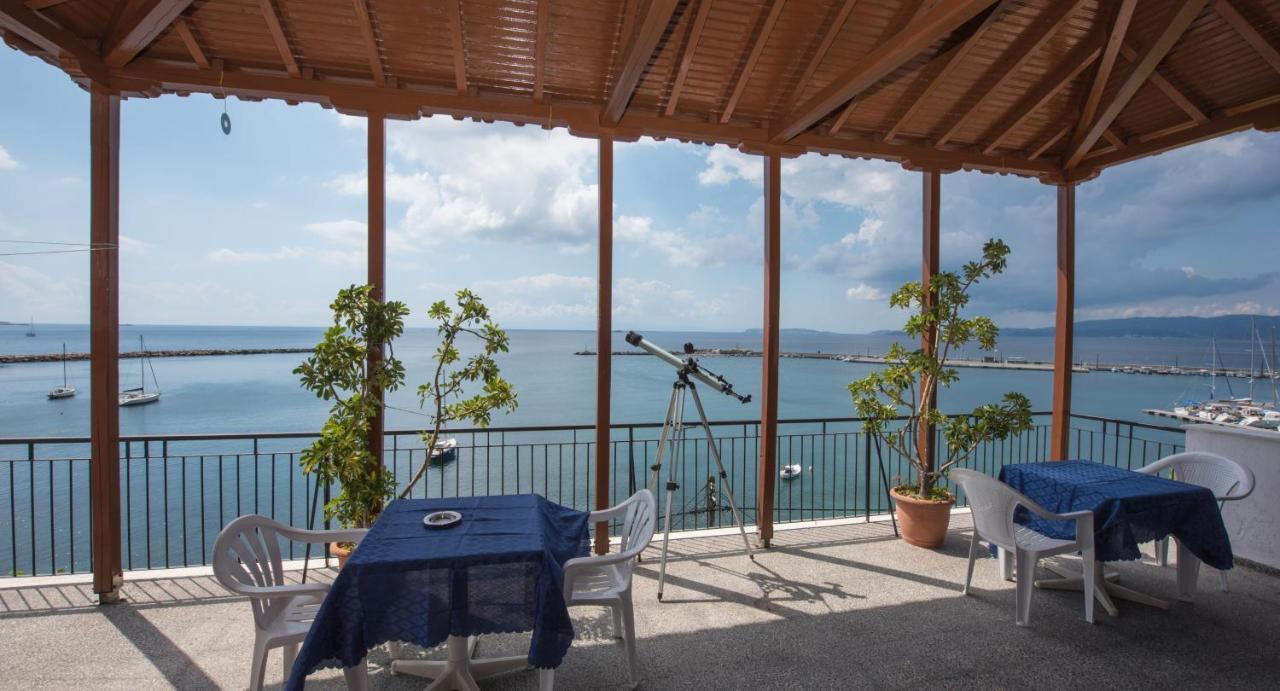 Orfanos Loutraki Rooms Luaran gambar