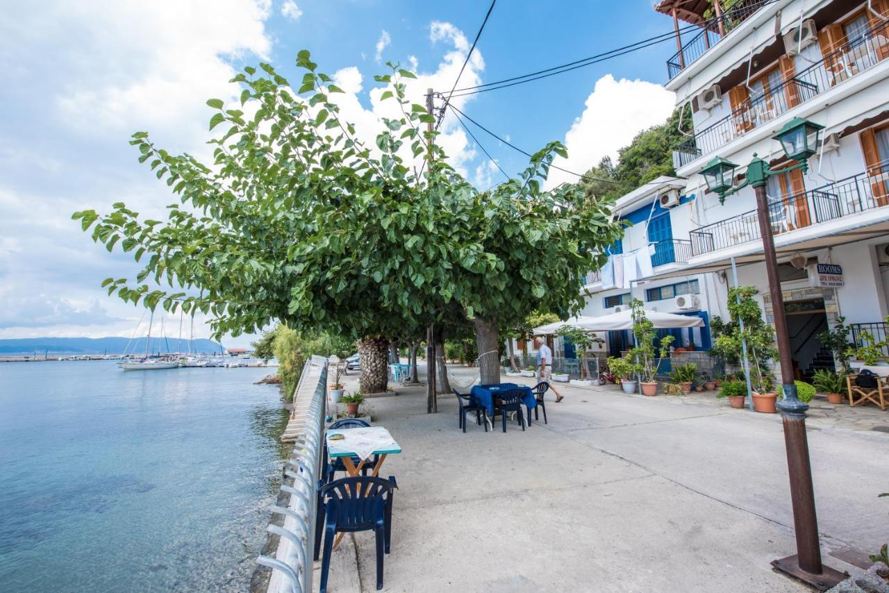 Orfanos Loutraki Rooms Luaran gambar